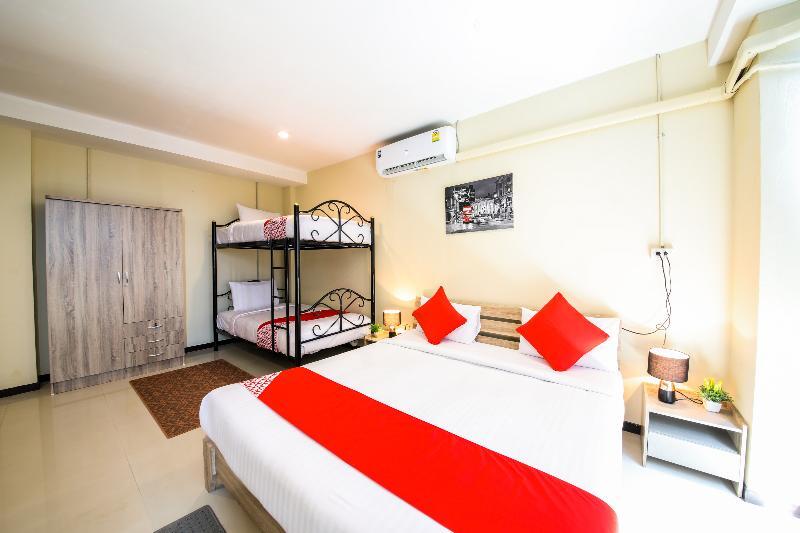 Oyo 118 Beach Walk Stay Patong Ngoại thất bức ảnh